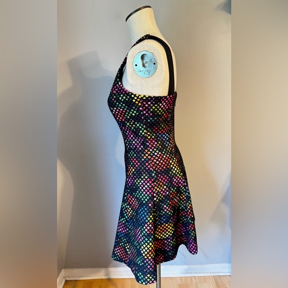 Revolve Trina Turk Renita Floral A-line Honeycomb Overlay Whimsigoth Dress Sz 4 - Picture 5 of 15